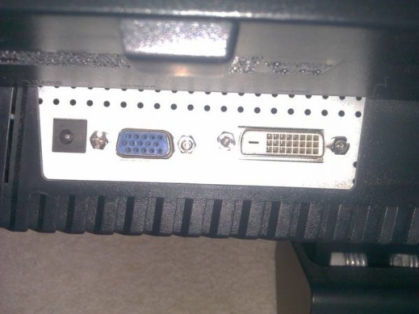 مانیتور استوک 22 اینچ SAMSUNG مدل225BW - Image 2